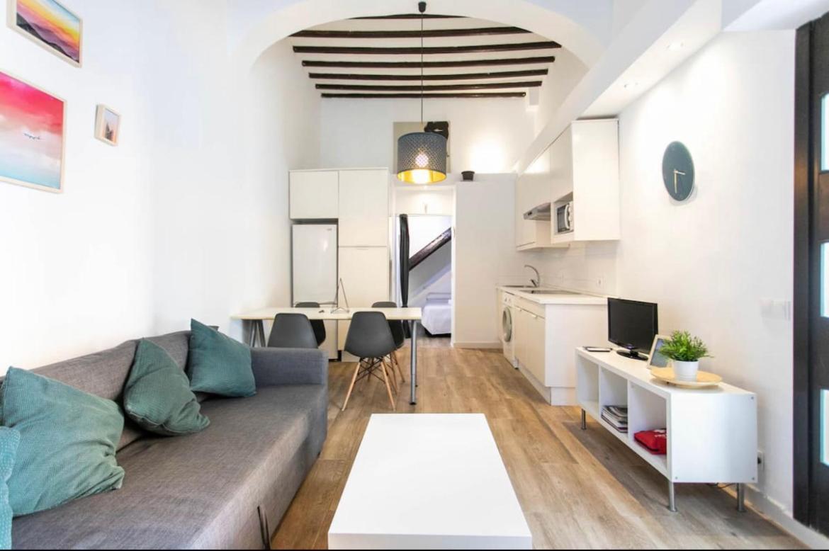 Rooms Postigo Bajo Малага Экстерьер фото